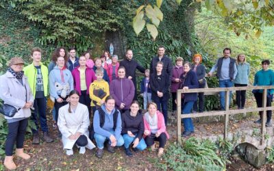 Molitev rožnega venca iz Metlike do Treh far